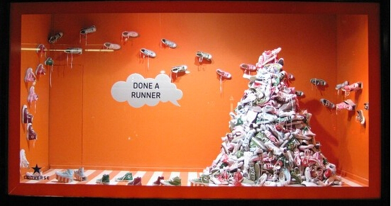    櫥窗陳列的方案設計